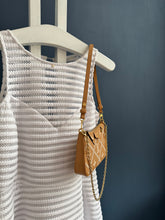 Lade das Bild in den Galerie-Viewer, LOUIS VUITTON EASY POUCH ON STREP BROIDERY
