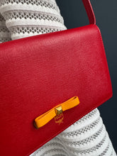 Lade das Bild in den Galerie-Viewer, MCM CLUTCH / WOC

