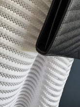 Lade das Bild in den Galerie-Viewer, YSL CASSANDRE ENVELOPE CHAIN WALLET
