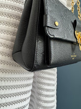 Lade das Bild in den Galerie-Viewer, LOUIS VUITTON VAVIN BB
