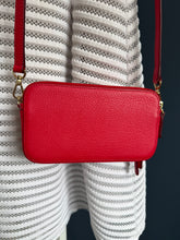 Lade das Bild in den Galerie-Viewer, MCM CROSSBODY BAG
