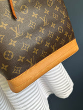Lade das Bild in den Galerie-Viewer, LOUIS VUITTON NOÉ GRANDE
