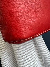 Lade das Bild in den Galerie-Viewer, PRADA SHOPPER
