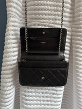 Lade das Bild in den Galerie-Viewer, CHANEL WOC
