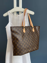 Lade das Bild in den Galerie-Viewer, LOUIS VUITTON ALL-IN
