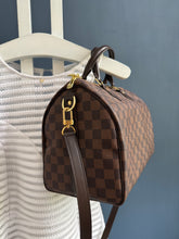 Lade das Bild in den Galerie-Viewer, LOUIS VUITTON SPEEDY 30 MIT SCHULTERRIEMEN

