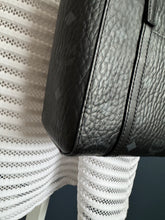 Lade das Bild in den Galerie-Viewer, MCM TONI SHOPPER
