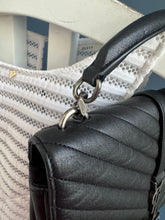 Lade das Bild in den Galerie-Viewer, YSL COLLEGE MEDIUM
