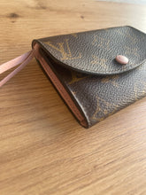 Lade das Bild in den Galerie-Viewer, LOUIS VUITTON ROSALIE COIN GELDBÖRSE
