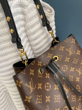 Lade das Bild in den Galerie-Viewer, LOUIS VUITTON NÉONOÈ MM
