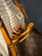 Lade das Bild in den Galerie-Viewer, LOUIS VUITTON NOÉ GRANDE
