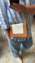 Lade das Bild in den Galerie-Viewer, CÉLINE FRAME EVENING CLUTCH
