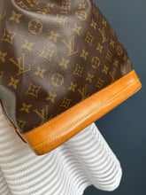 Lade das Bild in den Galerie-Viewer, LOUIS VUITTON NOÉ GRANDE

