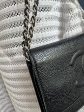 Lade das Bild in den Galerie-Viewer, CHANEL WOC
