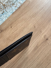 Lade das Bild in den Galerie-Viewer, LOUIS VUITTON CARDHOLDER
