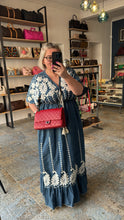 Lade das Bild in den Galerie-Viewer, CHANEL 2.55
