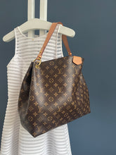 Lade das Bild in den Galerie-Viewer, LOUIS VUITTON GRACEFUL MM
