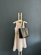 Lade das Bild in den Galerie-Viewer, MCM SHOPPER MEDIUM
