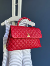 Lade das Bild in den Galerie-Viewer, CHANEL COCO
