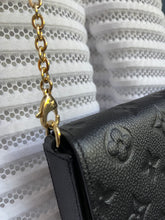 Lade das Bild in den Galerie-Viewer, LOUIS VUITTON FÉLICIE EMPREINTE
