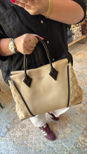 Lade das Bild in den Galerie-Viewer, LOUIS VUITTON W TOTE
