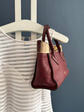 Lade das Bild in den Galerie-Viewer, LOUIS VUITTON ON MY SIDE PM
