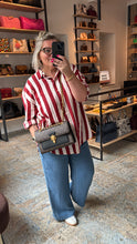 Lade das Bild in den Galerie-Viewer, LOUIS VUITTON VICTOIRE
