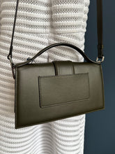 Lade das Bild in den Galerie-Viewer, JACQUEMUS LE GRANDE BAMBINO
