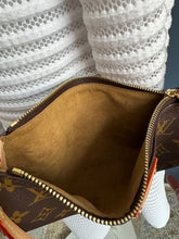 Lade das Bild in den Galerie-Viewer, LOUIS VUITTON TIRETTE
