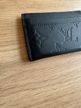 Lade das Bild in den Galerie-Viewer, LOUIS VUITTON DOUBLE CORDHOLDER

