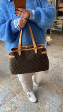 Lade das Bild in den Galerie-Viewer, LOUIS VUITTON BATIGNOLLES
