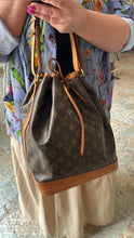 Lade das Bild in den Galerie-Viewer, LOUIS VUITTON NOÉ GRANDE
