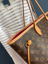 Lade das Bild in den Galerie-Viewer, LOUIS VUITTON NEVERFULL MM
