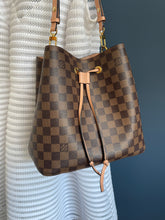 Lade das Bild in den Galerie-Viewer, LOUIS VUITTON NÉONOÉ MM
