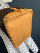 Lade das Bild in den Galerie-Viewer, LOUIS VUITTON NOÉ GRANDE
