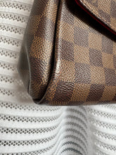 Lade das Bild in den Galerie-Viewer, LOUIS VUITTON CROISSETE
