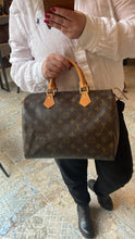 Lade das Bild in den Galerie-Viewer, LOUIS VUITTON SPEEDY 30
