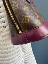 Lade das Bild in den Galerie-Viewer, LOUIS VUITTON ALMA BB LOVE BIRDS
