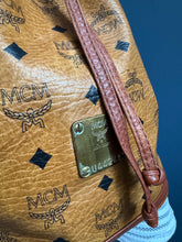 Lade das Bild in den Galerie-Viewer, MCM VINTAGE BEUTEL
