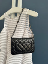 Lade das Bild in den Galerie-Viewer, CHANEL WOC
