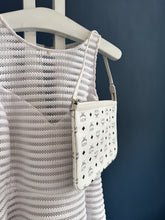 Lade das Bild in den Galerie-Viewer, MCM CLUTCH
