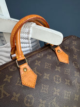 Lade das Bild in den Galerie-Viewer, LOUIS VUITTON SPEEDY 35
