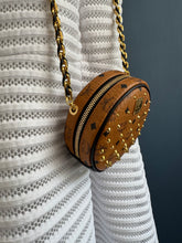 Lade das Bild in den Galerie-Viewer, MCM TAMBOURIN
