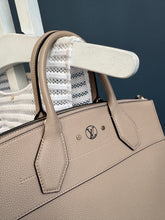 Lade das Bild in den Galerie-Viewer, LOUIS VUITTON CITY STEAMER
