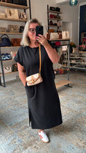 Lade das Bild in den Galerie-Viewer, LOUIS VUITTON NANO DIANE BY THE POOL CORAL
