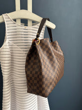 Lade das Bild in den Galerie-Viewer, LOUIS VUITTON GRACEFUL MM
