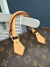 Lade das Bild in den Galerie-Viewer, LOUIS VUITTON SPEEDY 25
