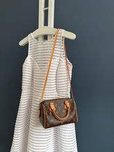 Lade das Bild in den Galerie-Viewer, LOUIS VUITTON SPEEDY 20
