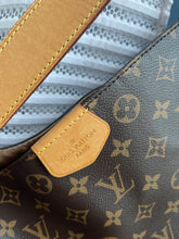 Lade das Bild in den Galerie-Viewer, LOUIS VUITTON GRACEFUL MM

