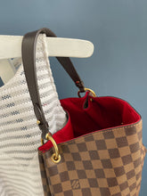 Lade das Bild in den Galerie-Viewer, LOUIS VUITTON GRACEFUL MM
